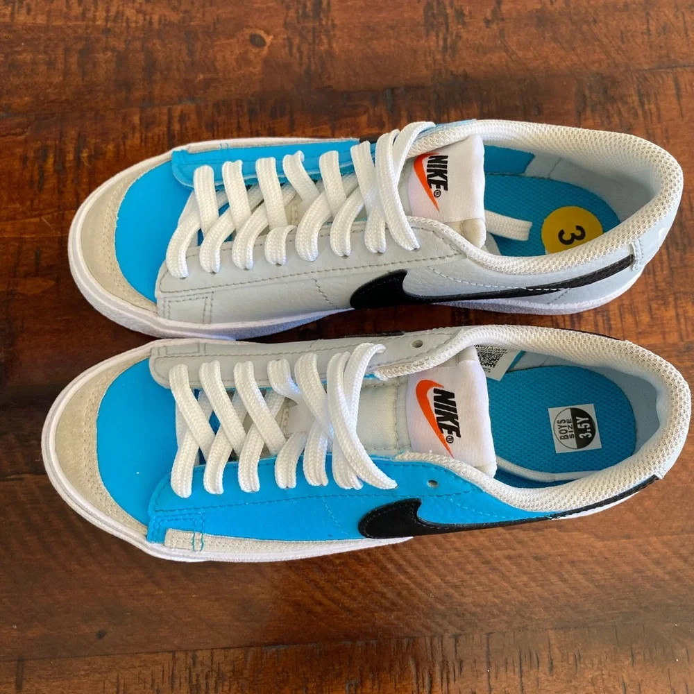 NIKE BLAZER CASUAL/SKATE SHOES KIDS/YOUTH SIZE 3.5 BLUE GRAY